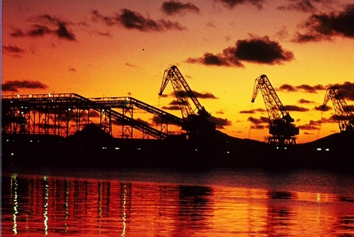 sicurezza gru nel porto di Noumea - Nuova Caledonia - Francia